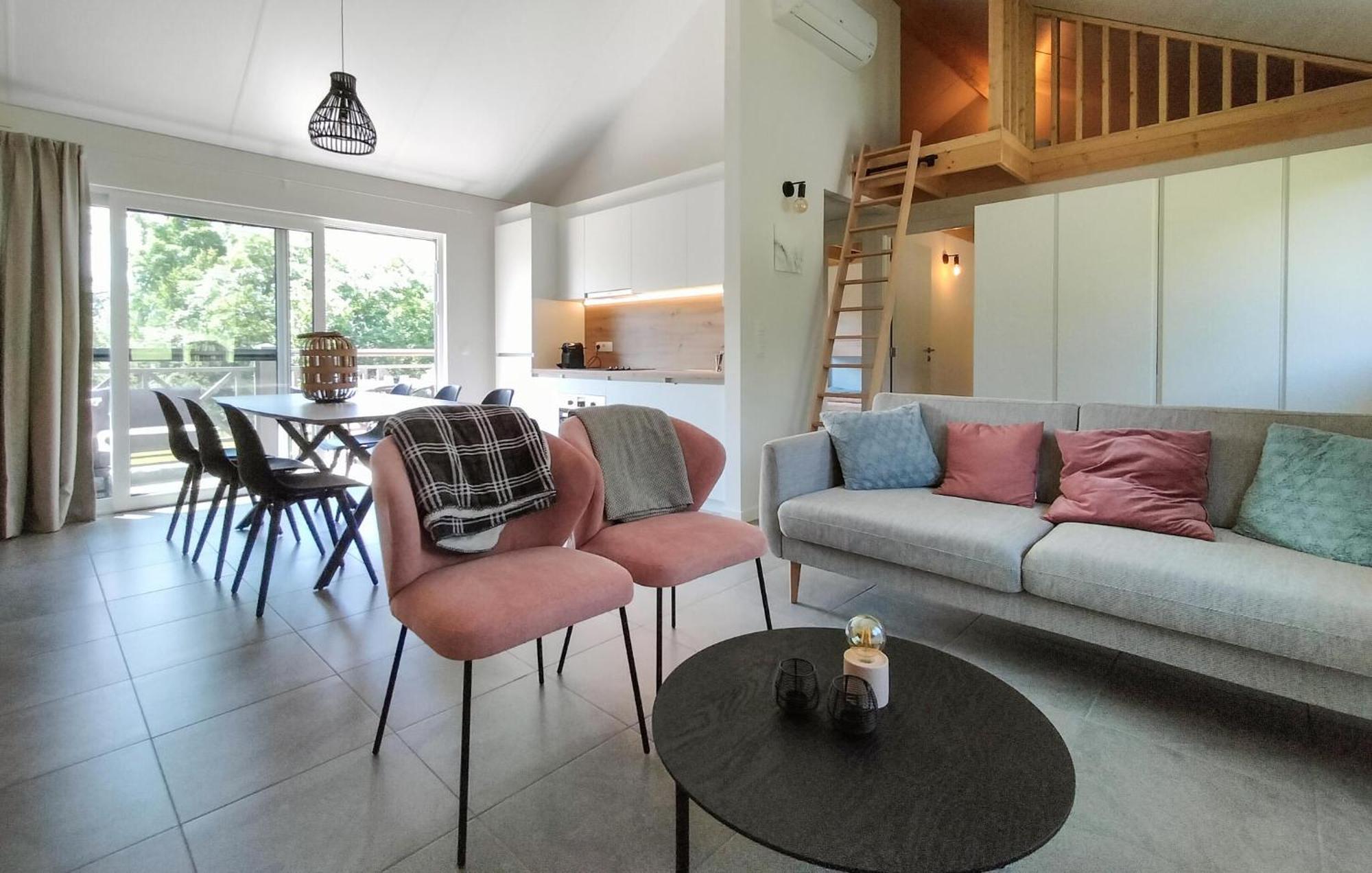 Nice Home In Somme-Leuze With Wifi المظهر الخارجي الصورة