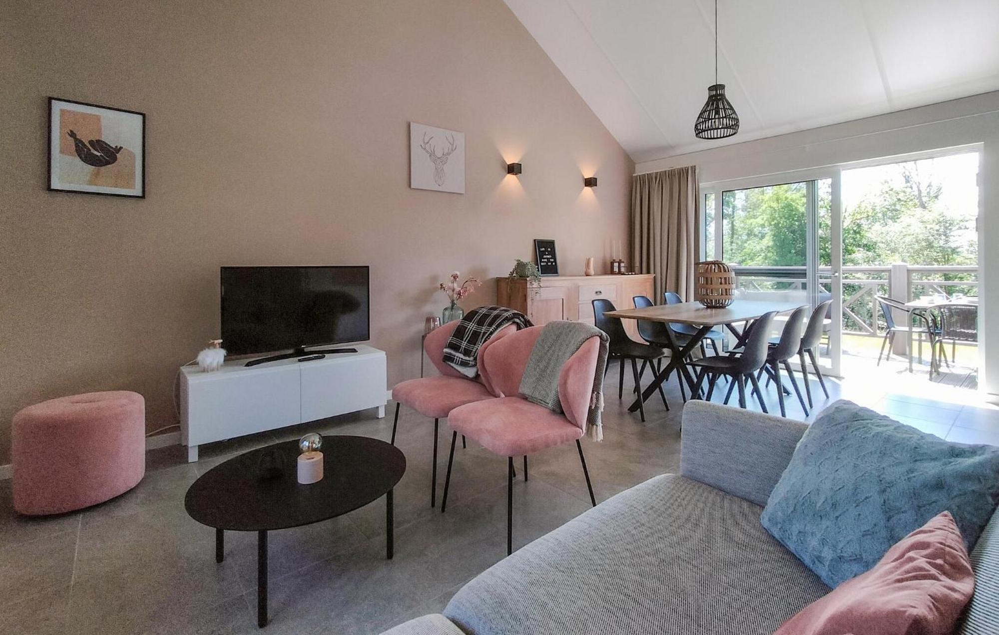 Nice Home In Somme-Leuze With Wifi المظهر الخارجي الصورة